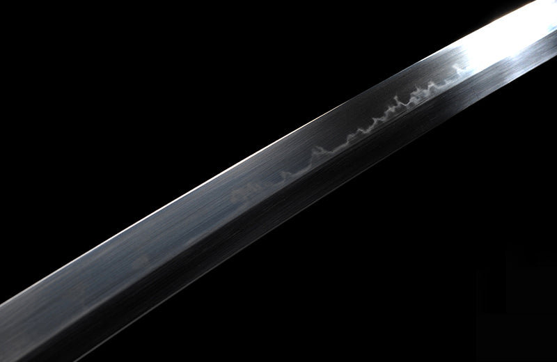 High-Carbon Steel Katana with Clay-Tempering & Green Scabbard