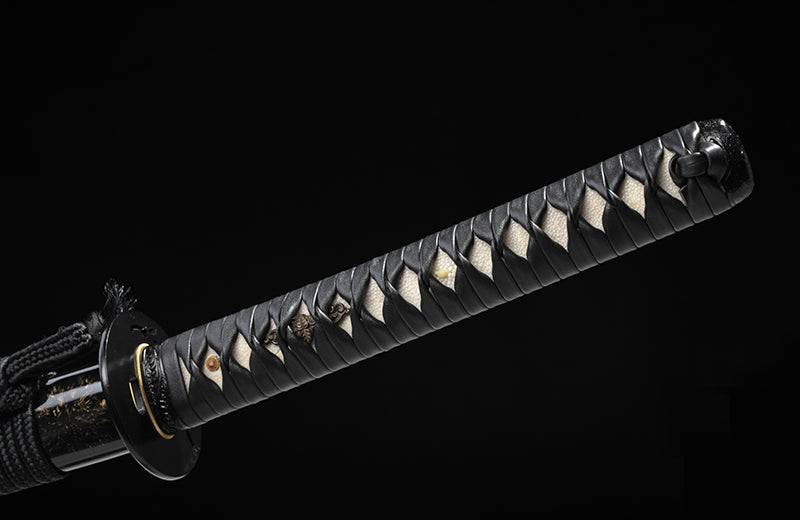 Full-Tang, Clay-Tempered Katana with Leather-Wrapped Handle