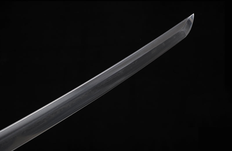 High-Carbon Steel Katana with Clay-Tempering & Green Scabbard